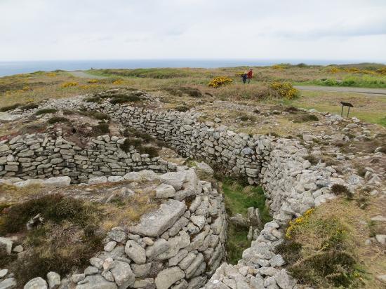 Ballowall Barrow